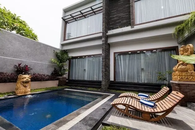 The Griyani Suite