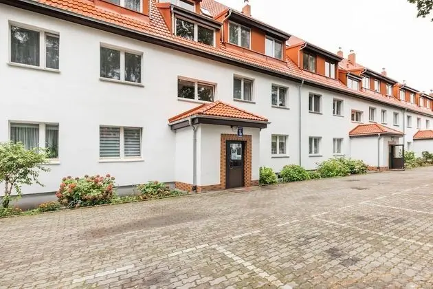Grodzienska Apartment by Renters