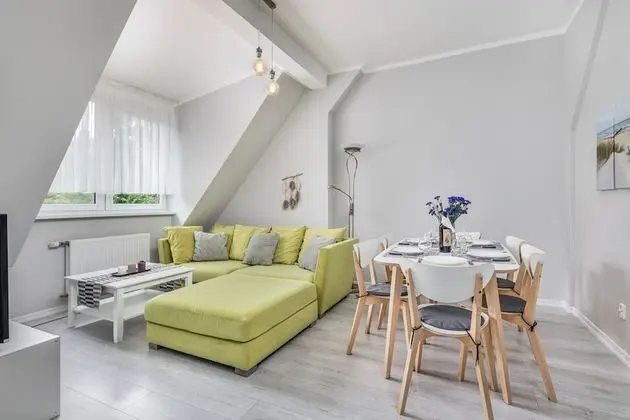 Grodzienska Apartment by Renters - Öne Çıkan Resim