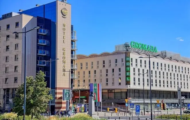 Hotel Gromada Warszawa Centrum - Dış Mekan