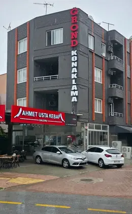 Grond Konaklama