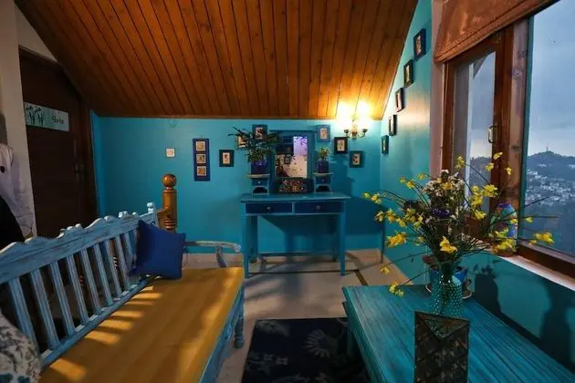 Groom Bridge Gold Stone Exotic Shimla