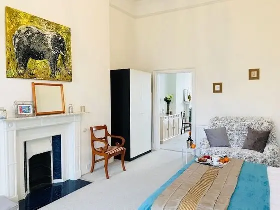 Grosvenor Apartments - Oda