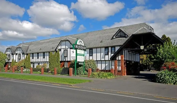 Grosvenor Motor Inn