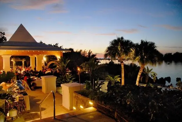Grotto Bay Beach Resort Bermuda