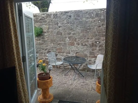 Ground Floor Cornish Retreat and Courtyard Garden - Öne Çıkan Resim