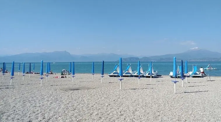 Ground Floor Near Beaches and Center Town - Dış Mekan