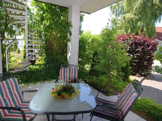 Ground Floor Tasteful Apartment with Terrace & Garden near Brilon - Yerinde Yemek