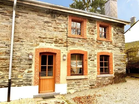 Group Accommodation in Beautiful, Authentic Ardennes Style - Dış Mekan