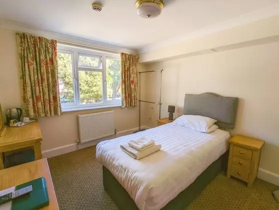 THE GROVE HOTEL - Oda