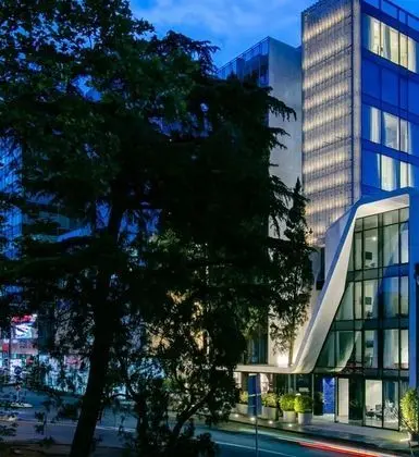 The Grove Design Hotel