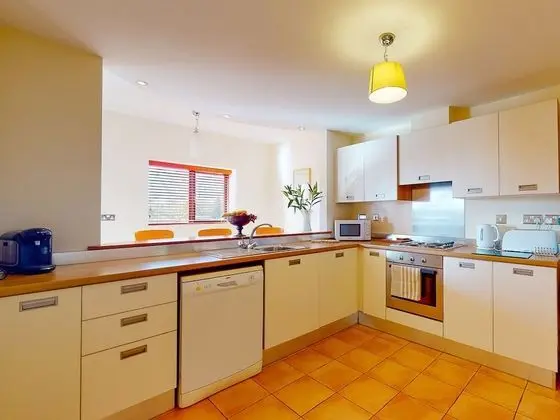 Grove Lodge Holiday Homes 2 Bed - Mutfak