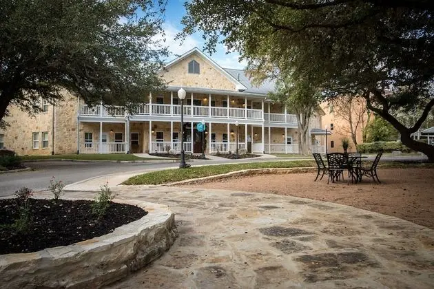 Gruene River Hotel & Retreat - Dış Mekan