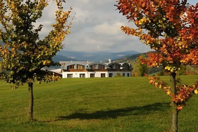 Grund Resort Golf & Ski