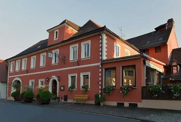 Grüner Baum - 1