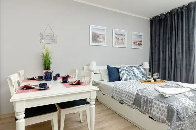 Grunwaldzka Apartments by Renters