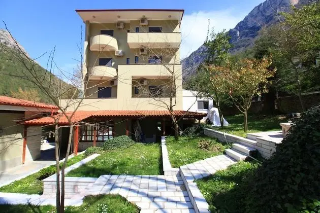 Hotel Gryka e Kelcyres