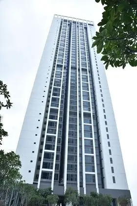 GT Home Tropicana Garden