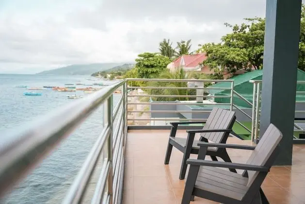 GT Seaside Inn