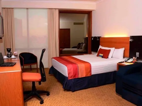 Guadalajara Plaza Expo Business Class - Oda