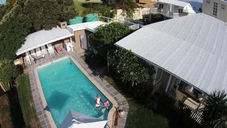 Guadeloupe Self Catering - Havuz