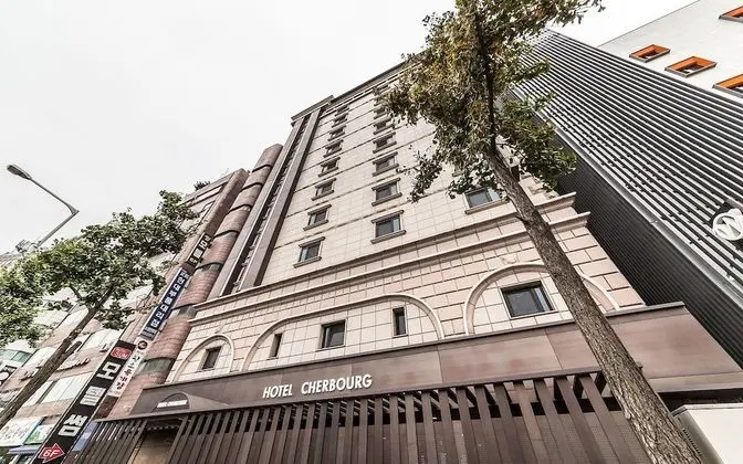 Guangming Cherbourg Hotel