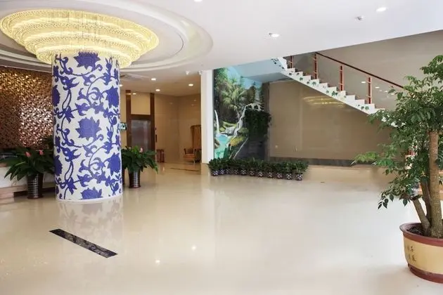 Guangzhou Helong Hotel - Lobi