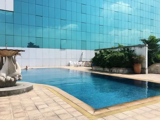 Guangzhou New Century Hotel - Havuz