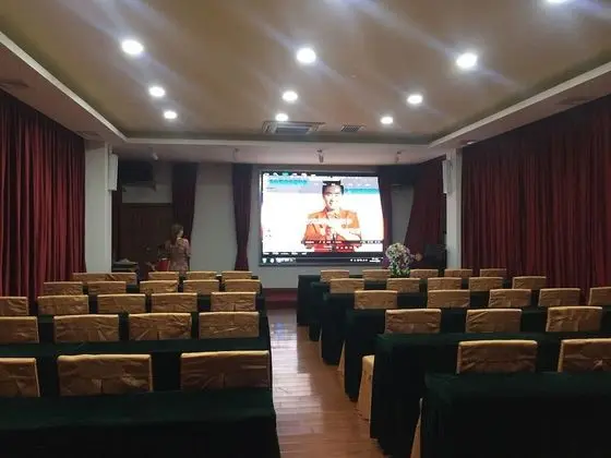 Guangzhou Rongting Business Hotel - İş / Konferans