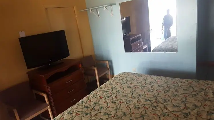 Guest Host Motel - Oda