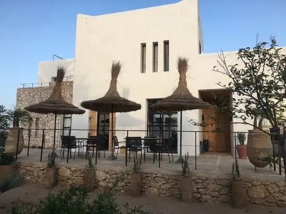 Guest House 12 People, 5 Bedrooms, Overnight or Full Rental