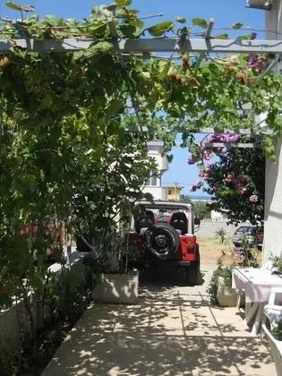 Guest House Villa Alea - Dış Mekan