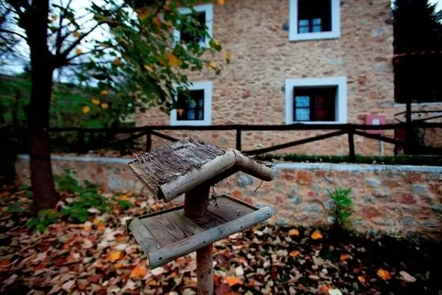 Guest House - To Archontiko - Dış Mekan