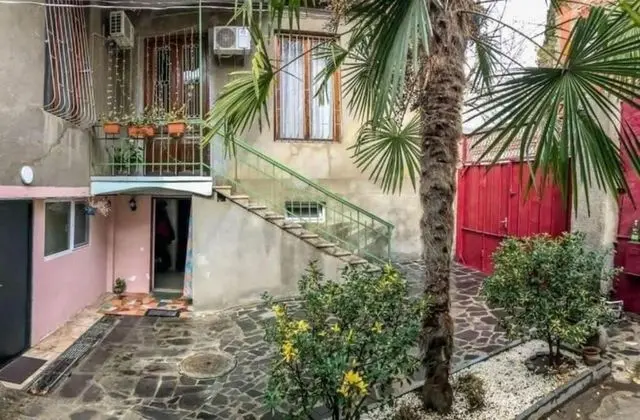 Guest House Beautiful Tbilisi - Dış Mekan