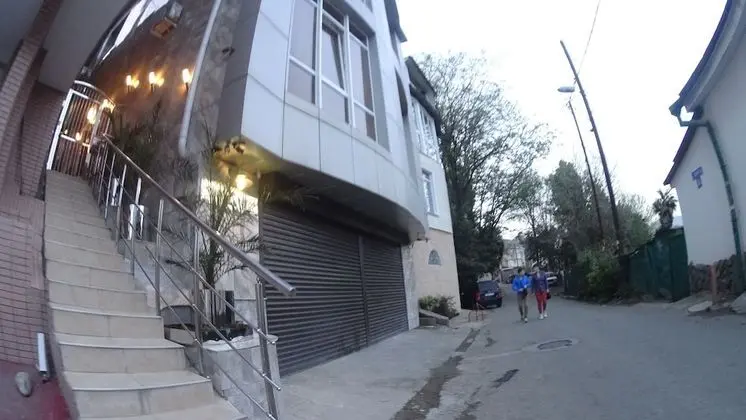 Guest House Dynasty Sochi - Dış Mekan