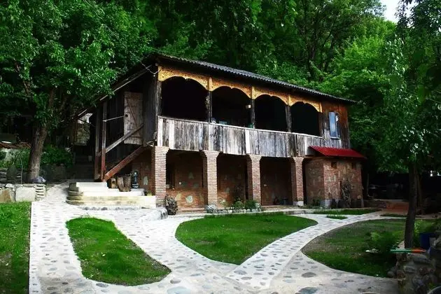 Guest House Gallery