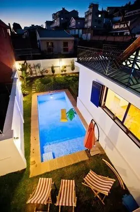 Guest house # jardin # piscine # prox centre ville - Dış Mekan