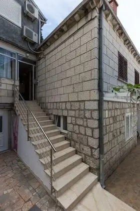 Guest House Kusalo - Dış Mekan