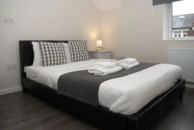 Guest House London - Öne Çıkan Resim