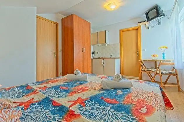 Guest House Matana Pomena - Mutfak