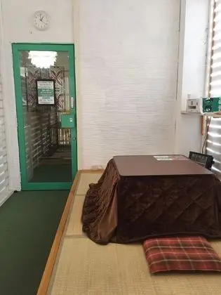 Guest House Naraya - Hostel - İç Mekan