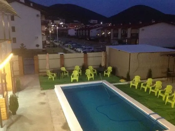 Guest House R&M