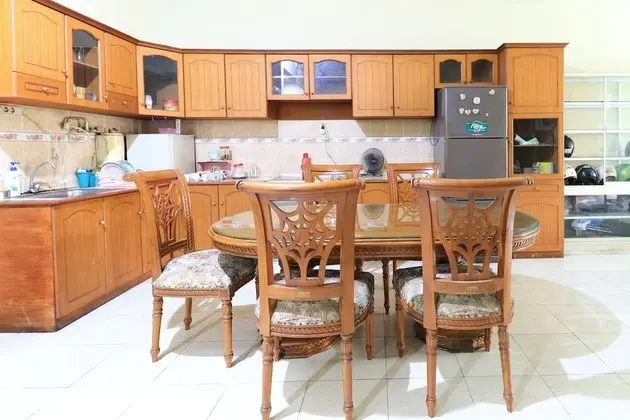 Guest House Samarinda - Dış Mekan