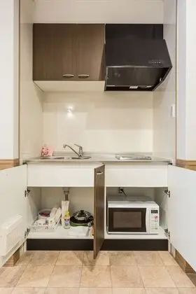 Guest House & Hotel Shijo Omiya - Mutfak