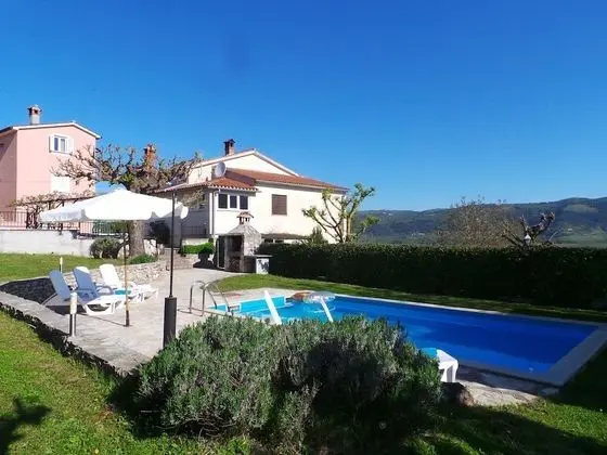 Guest House Valentino - Havuz