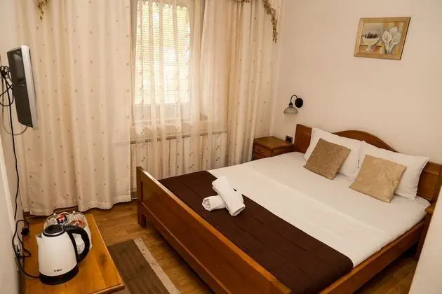 Guest House Vijecnica - Oda