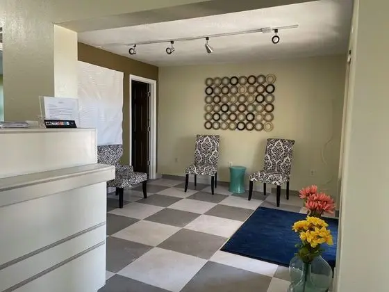Guest Inn - Lobi