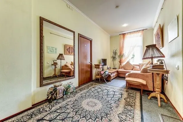 Guest Rooms on Nevsky Prospekt 47 - Lobi