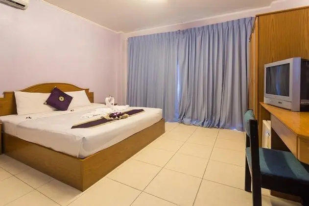 Guesthouse Belvedere - Only Minutes From Patong Beach, Delightful Room for 2