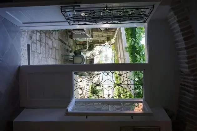 Guesthouse Dragutinovic - Dış Mekan